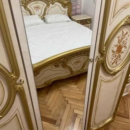 міні особняк Lviv
