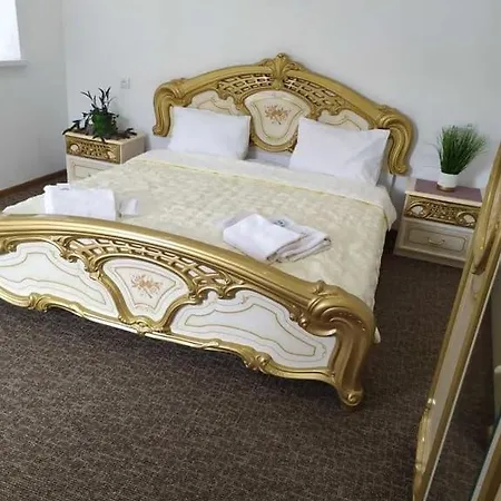 міні особняк Hostel